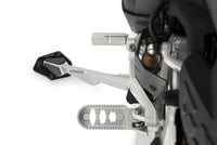 BMW F 900 GS Ergonomics - Side Stand Enlargement
