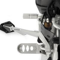 BMW F 900 GS Ergonomics - Side Stand Enlargement