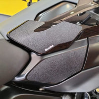 BMW R1300GS Ergonomics - Lower Side Panel