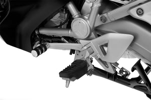 BMW R1200 RT LC / R1250 RT Ergonomics - Footrest Lowering